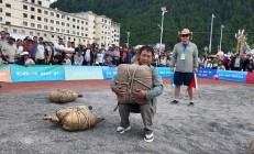 记者手记：高原力士的较量